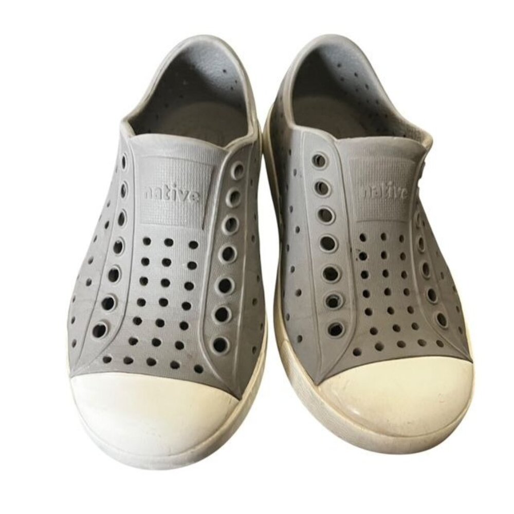 Native Shoes Little Kids Gray Slip On Shoes Size C 9